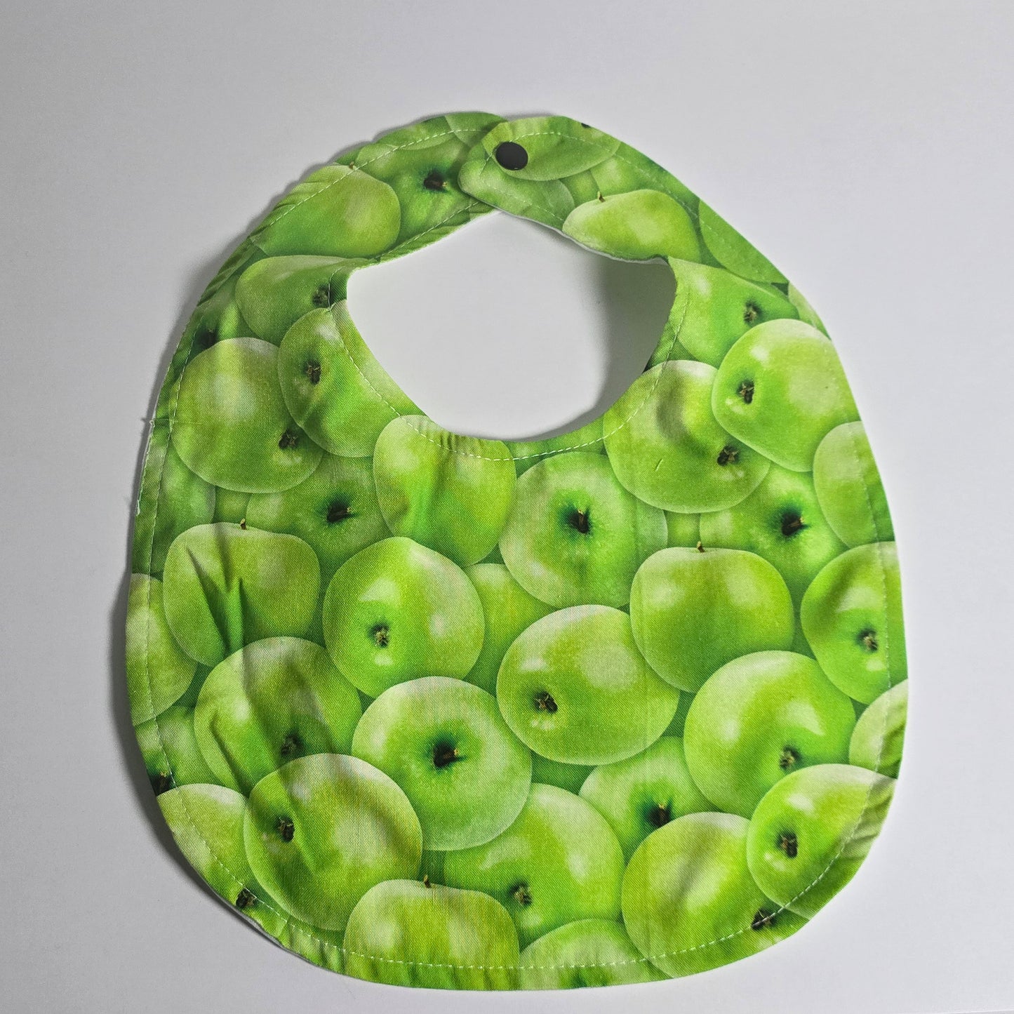 U-Neck Bib